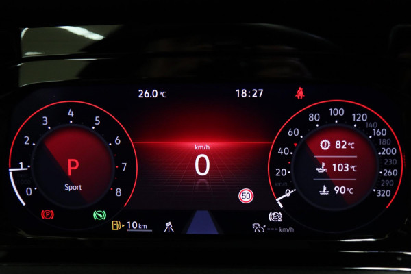 Volkswagen Golf 2.0 TSI GTI CLUBSPORT /PANO/NURBERG/CAM/HUD/IQ-LIGHT/MEMORY/STUURVERWARING/BOMVOLL