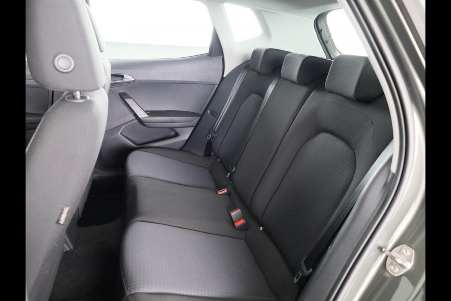 Seat Arona 1.0 TSI Style 95 pk | Verlengde garantie | Navigatie via App | Parkeersensoren achter | Autom. airco | Apple Carplay/Android Auto | LED koplampen |