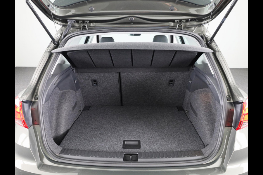 Seat Arona 1.0 TSI Style 95 pk | Verlengde garantie | Navigatie via App | Parkeersensoren achter | Autom. airco | Apple Carplay/Android Auto | LED koplampen |