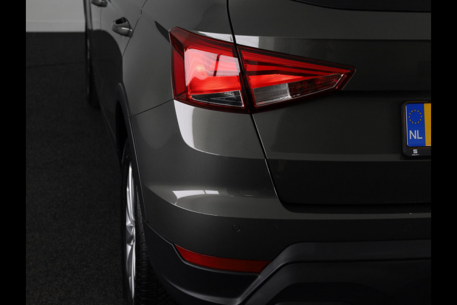 Seat Arona 1.0 TSI Style 95 pk | Verlengde garantie | Navigatie via App | Parkeersensoren achter | Autom. airco | Apple Carplay/Android Auto | LED koplampen |