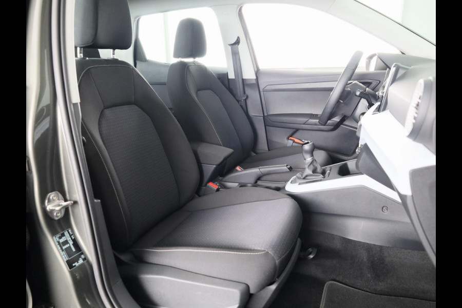 Seat Arona 1.0 TSI Style 95 pk | Verlengde garantie | Navigatie via App | Parkeersensoren achter | Autom. airco | Apple Carplay/Android Auto | LED koplampen |