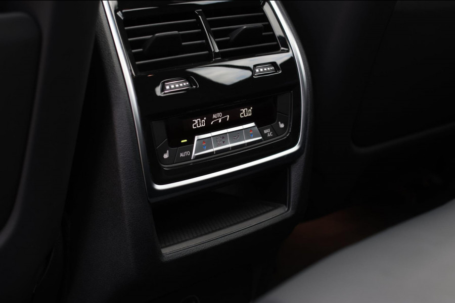 BMW X5 XDrive45e M-Sport *Skylounge*B&W*M-Stoelen*Massage*360 Camera*