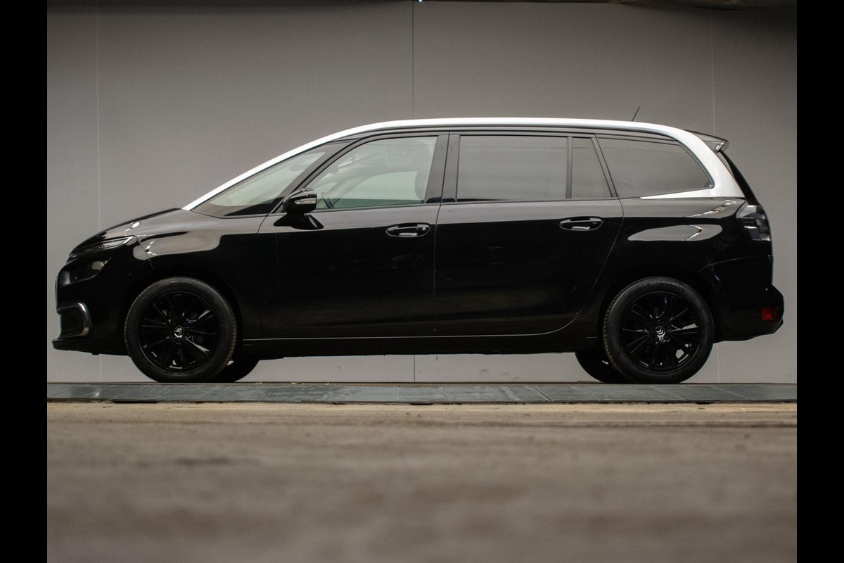 Citroën Grand C4 Spacetourer 1.2 PureTech Shine Sport 7p (PANORAMADAK,NAVI,CAMERA,CRUISE,LED,BLACKEDITION,SPORTSTOELEN,NETTESTAAT)