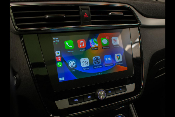 MG Mg Zs EV Luxury 45 kWh Sport (PANORAMADAK,APPLECARPLAY,STOELVERWARMING,CAMERA,LEDER,SPORTSTOELEN,LM VELGEN,NETTE STAAT)