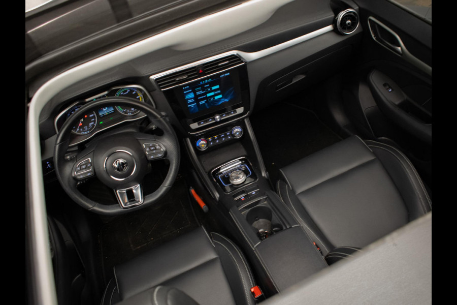 MG Mg Zs EV Luxury 45 kWh Sport (PANORAMADAK,APPLECARPLAY,STOELVERWARMING,CAMERA,LEDER,SPORTSTOELEN,LM VELGEN,NETTE STAAT)