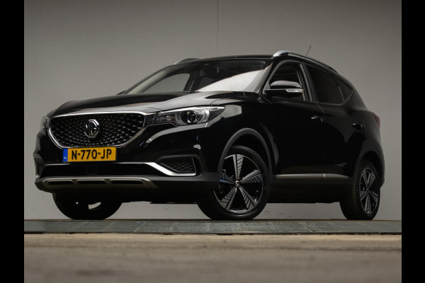 MG Mg Zs EV Luxury 45 kWh Sport (PANORAMADAK,APPLECARPLAY,STOELVERWARMING,CAMERA,LEDER,SPORTSTOELEN,LM VELGEN,NETTE STAAT)