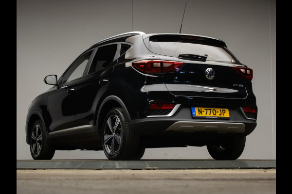 MG Mg Zs EV Luxury 45 kWh Sport (PANORAMADAK,APPLECARPLAY,STOELVERWARMING,CAMERA,LEDER,SPORTSTOELEN,LM VELGEN,NETTE STAAT)