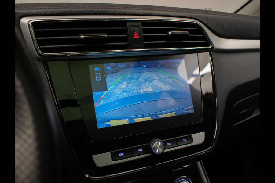 MG Mg Zs EV Luxury 45 kWh Sport (PANORAMADAK,APPLECARPLAY,STOELVERWARMING,CAMERA,LEDER,SPORTSTOELEN,LM VELGEN,NETTE STAAT)