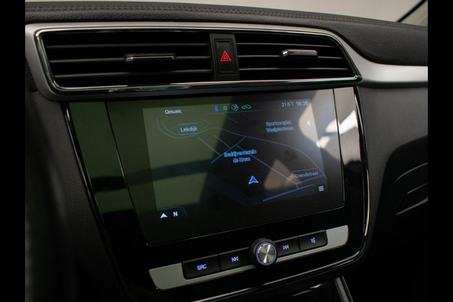 MG Mg Zs EV Luxury 45 kWh Sport (PANORAMADAK,APPLECARPLAY,STOELVERWARMING,CAMERA,LEDER,SPORTSTOELEN,LM VELGEN,NETTE STAAT)