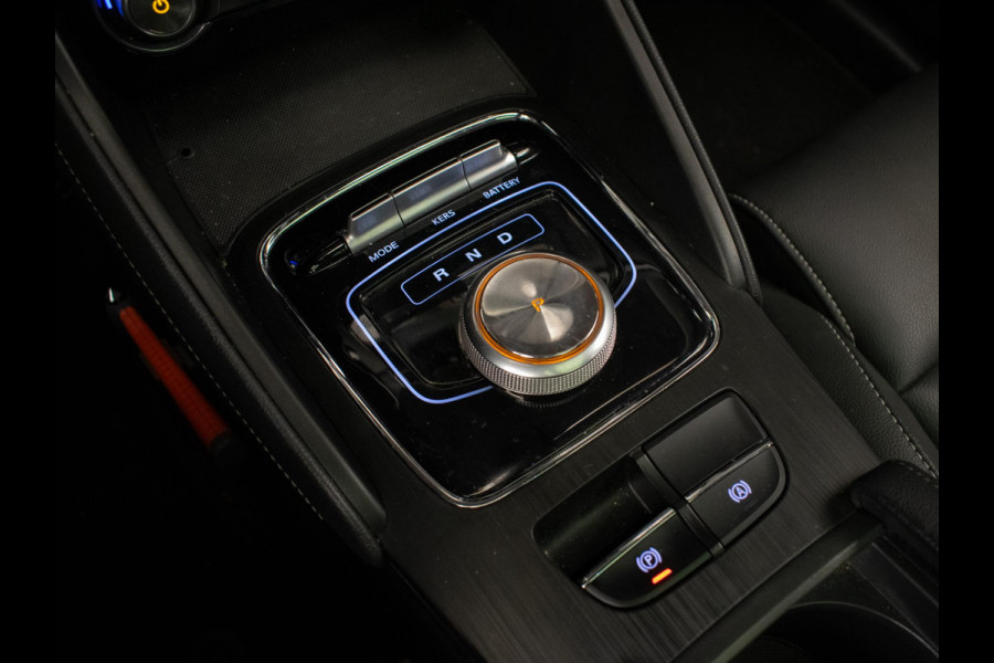 MG Mg Zs EV Luxury 45 kWh Sport (PANORAMADAK,APPLECARPLAY,STOELVERWARMING,CAMERA,LEDER,SPORTSTOELEN,LM VELGEN,NETTE STAAT)