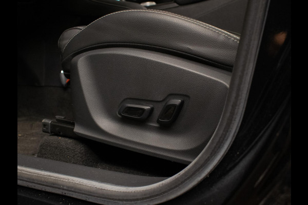 MG Mg Zs EV Luxury 45 kWh Sport (PANORAMADAK,APPLECARPLAY,STOELVERWARMING,CAMERA,LEDER,SPORTSTOELEN,LM VELGEN,NETTE STAAT)