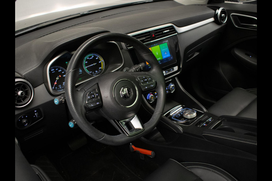 MG Mg Zs EV Luxury 45 kWh Sport (PANORAMADAK,APPLECARPLAY,STOELVERWARMING,CAMERA,LEDER,SPORTSTOELEN,LM VELGEN,NETTE STAAT)