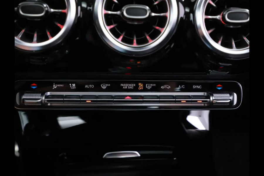 Mercedes-Benz CLA-Klasse AMG Pano Sfeer CarPlay Memory NAP