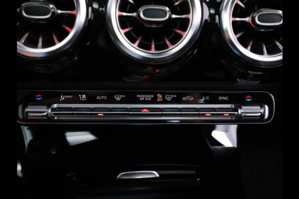 Mercedes-Benz CLA-Klasse AMG Pano Sfeer CarPlay Memory NAP