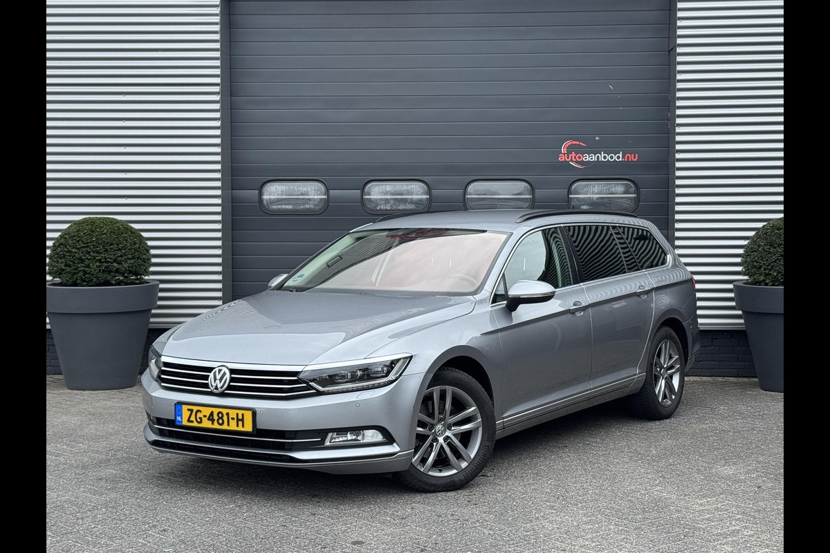 Volkswagen Passat Variant 2.0 TDI Highline Business R | Navigatie | Camera | DAB | Trekhaak |