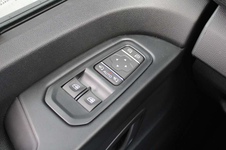 Renault Trafic 2.0 Blue dCi 130pk T30 L2H1 Advance - 2x Schuifdeur - Achteruitrijcamera - Carplay - Android - Allseason - Trekhaak - Rijklaar
