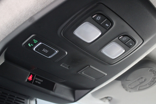 Renault Trafic 2.0 Blue dCi 130pk T30 L2H1 Advance - 2x Schuifdeur - Achteruitrijcamera - Carplay - Android - Allseason - Trekhaak - Rijklaar