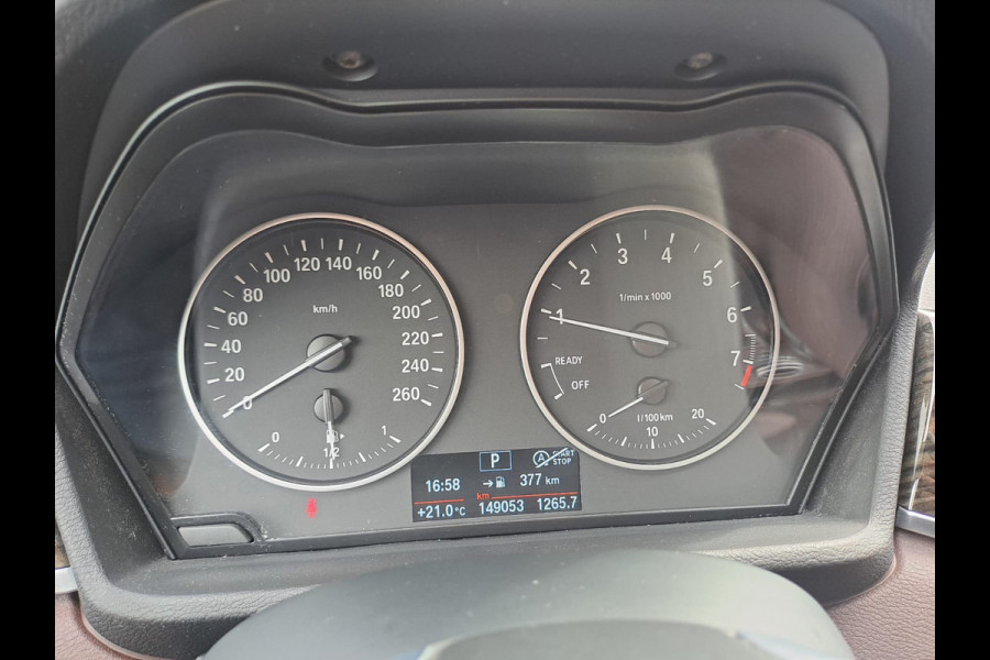 BMW X1 sDrive18i High Executive | Automaat | Leder | Pano | Trekhaak | Cruise | PDC | All-seasons |