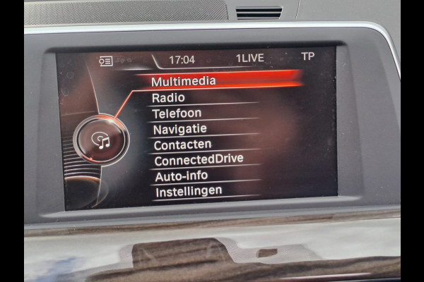 BMW X1 sDrive18i High Executive | Automaat | Leder | Pano | Trekhaak | Cruise | PDC | All-seasons |
