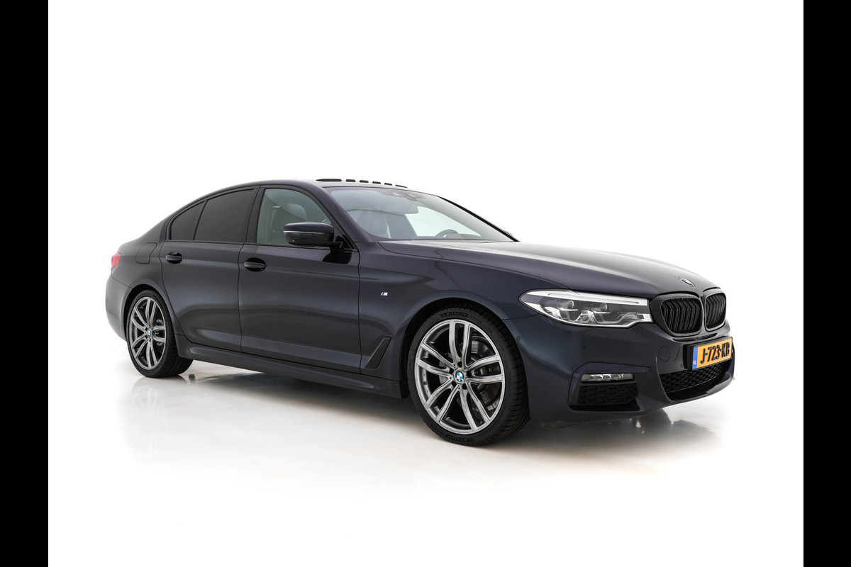 BMW 5 Serie 520d xDrive M-Sport-Pack High Executive Aut. *PANO | LUXURY-LEATHER | FULL-LED | HEAD-UP | DIGI-COCKPIT | NAVI-FULLMAP | TOP-VIEW | MEMORY-PACK | ECC | AMBIENT-LIGHT | PDC | CRUISE | SHIFT-PADDLES | TOWBAR  | 20''ALU*