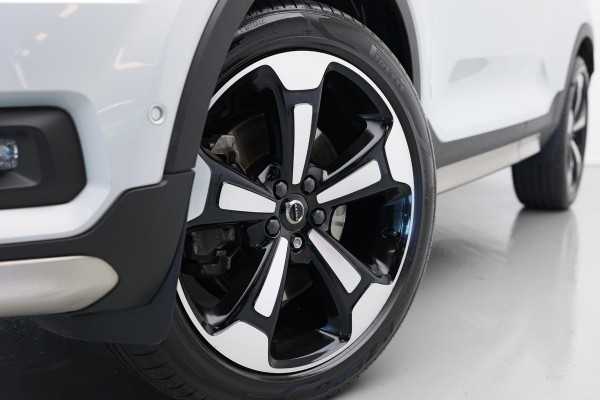 Volvo XC40 1.5 T5 Recharge Business Pro |Pano|Leder|360|Harmon&Kardon|Memory|