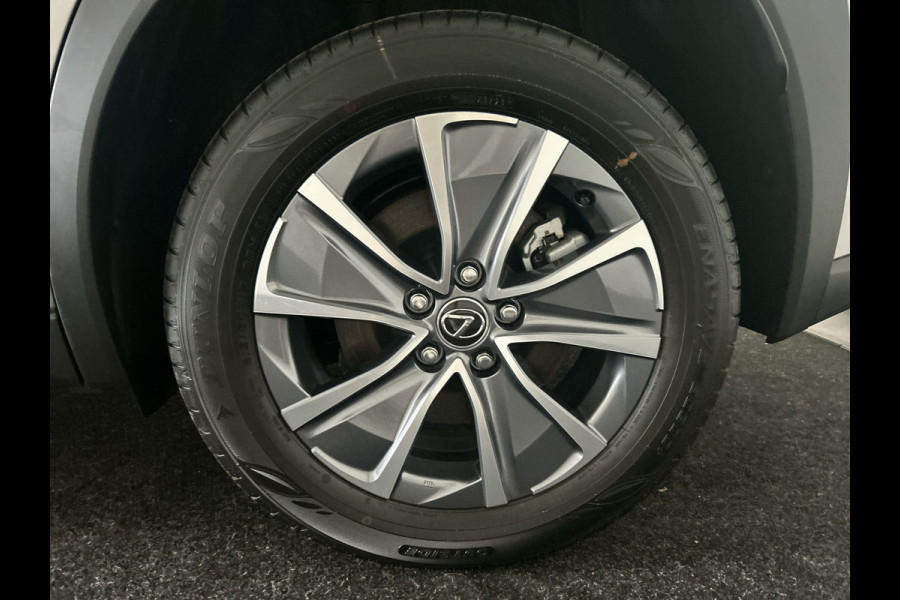 Lexus UX 300e Business Line 73 kWh | Nieuwprijs € 55.100,00, 45% korting | Adaptieve cruise control | Achteruitrijcamera | Premium kwaliteit voor een topprijs