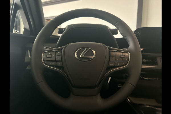 Lexus UX 300e Business Line 73 kWh | Nieuwprijs € 55.100,00, 45% korting | Adaptieve cruise control | Achteruitrijcamera | Premium kwaliteit voor een topprijs