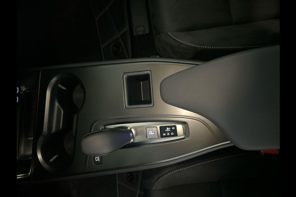 Lexus UX 300e Business Line 73 kWh | Nieuwprijs € 55.100,00, 45% korting | Adaptieve cruise control | Achteruitrijcamera | Premium kwaliteit voor een topprijs