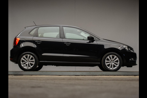 Volkswagen Polo 1.2 TSI Comfortline Business R (NAVI,LED,CRUISE,AIRCO,LM VELGEN,SPORTSTOELEN,PDC,ELECTRISCH PAKKET,NETTESTAAT)