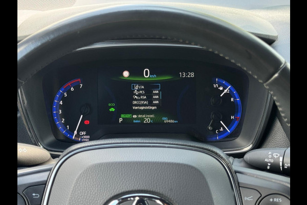 Toyota Corolla 1.8 Hybrid Style, vele opties, achteruitrijcamera, dab, led verlichting, adaptief cruise control, dealer onderhoud