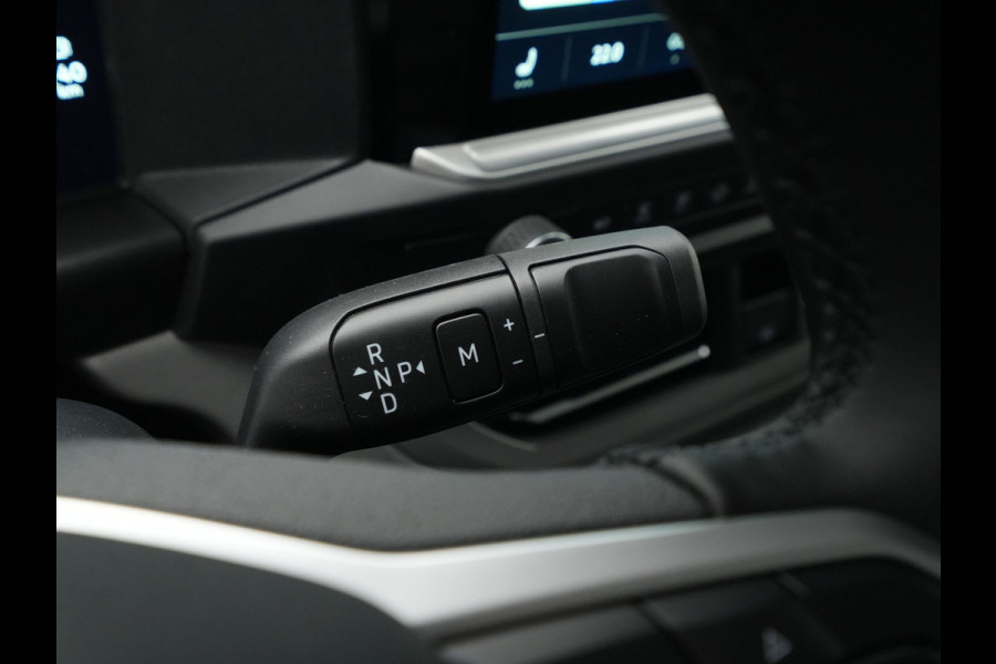 Volkswagen Transporter 2.0 TDI 110kW 150PK L2H1 Bulli AUT Intro BPM vrij! Operational Lease vanaf € 939,-
