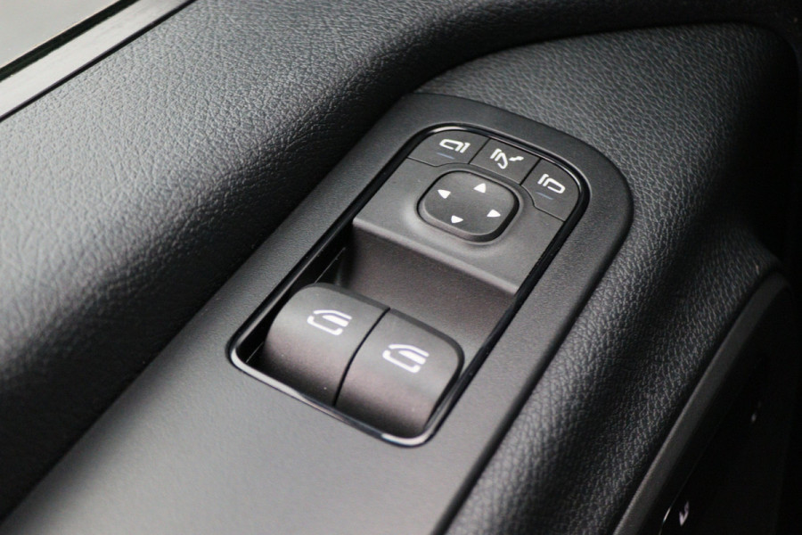 Mercedes-Benz Sprinter 317 CDI Automaat L2H1 Leer, 360° Camera, ACC, Apple Carplay, DAB, PDC, Trekhaak 3500KG, 18''