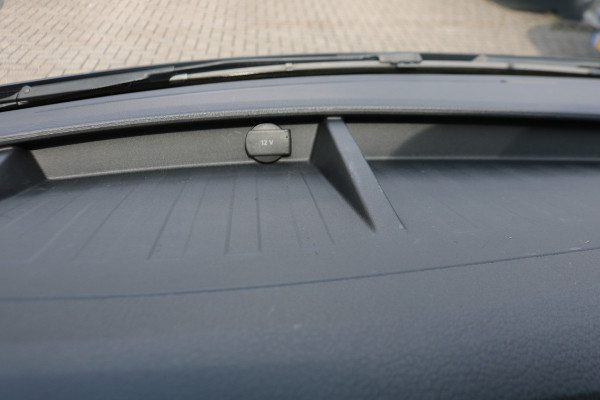 Volkswagen Transporter 2.0 TDI L2 H1 Airco Navigatie Camera Achterklep