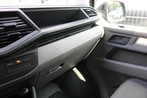 Volkswagen Transporter 2.0 TDI L2 H1 Airco Navigatie Camera Achterklep