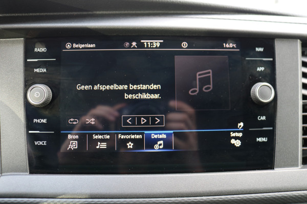 Volkswagen Transporter 2.0 TDI L2 H1 Airco Navigatie Camera Achterklep