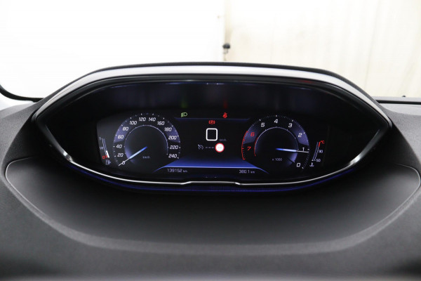 Peugeot 3008 1.2 PureTech Blue*NAVI*ECC*CRUISE*CAMERA*CARPLAY*