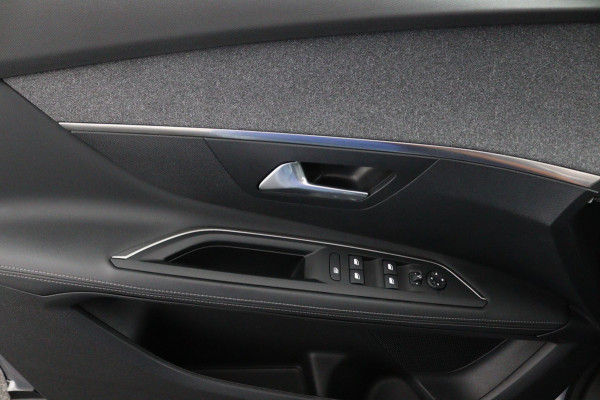 Peugeot 3008 1.2 PureTech Blue*NAVI*ECC*CRUISE*CAMERA*CARPLAY*