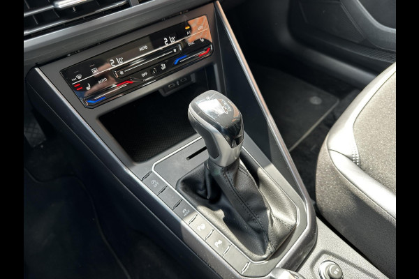 Volkswagen Taigo 1.0 TSI 110pk DSG Style Navigatie Apple Carplay/Android Auto Parkeersensoren Camera Blind Spot Assist Adaptive Cruise Control Stoelverwarming Ledverlichting Climate Control