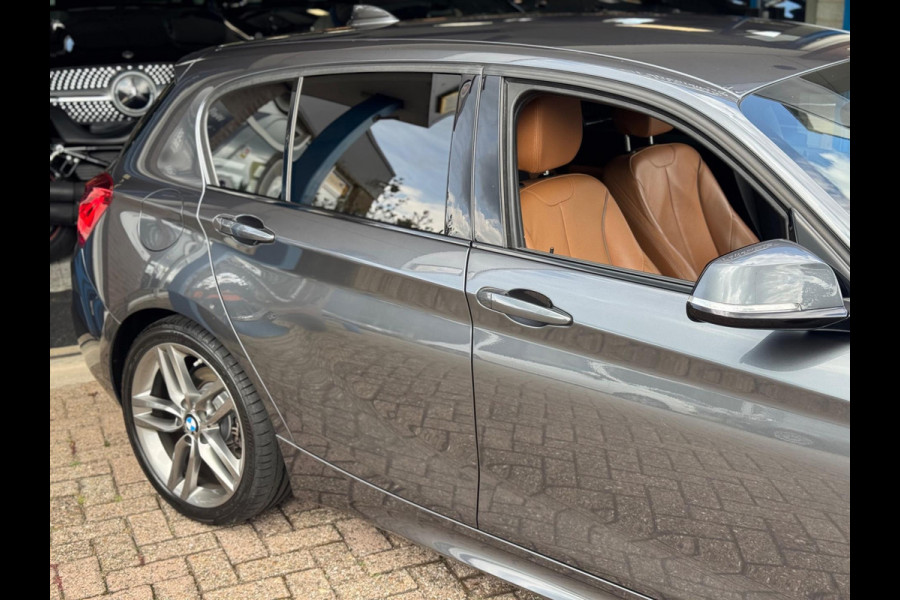 BMW 1-serie 118i M-Pakket Executive 2018 AUT NAVI LEDER NAP!