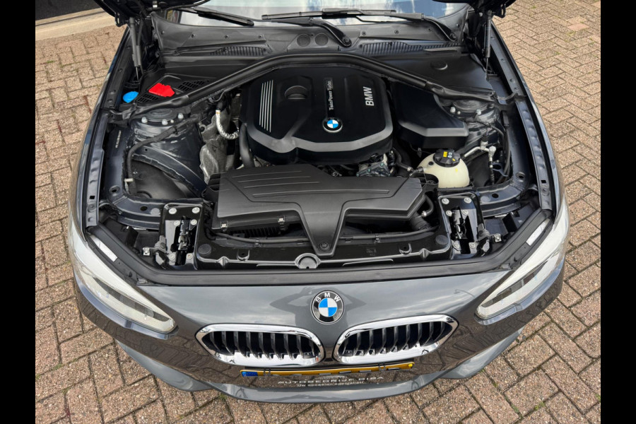 BMW 1-serie 118i M-Pakket Executive 2018 AUT NAVI LEDER NAP!