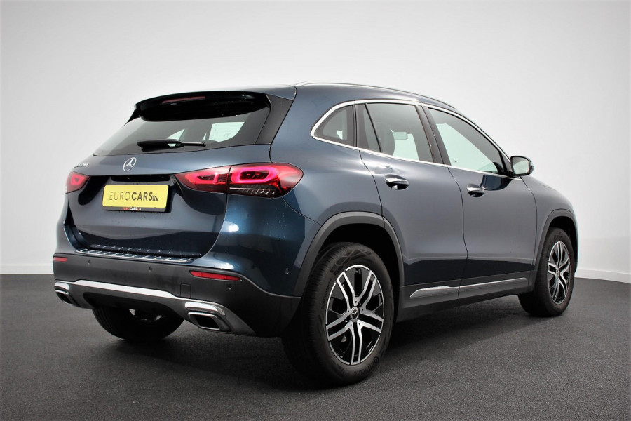 Mercedes-Benz GLA 200 163pk Automaat Progressive Mercedes-Benz GLA-klasse 200 Progressive | Panorama Dak | Navigatie | Camera | Cruise Control | LED Matrix | DAB | Memomy Stoel |