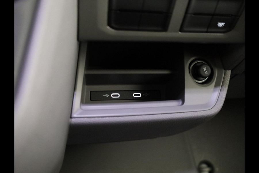 Volkswagen Crafter Trendline L3 2.0 TDI EU6 140 pk GVW 3.0T NETTO DEAL!!  Zijschuifdeur links en rechts, Camera achter!!