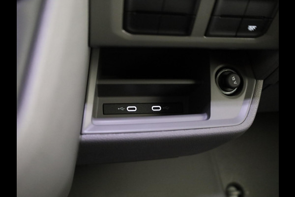 Volkswagen Crafter Trendline L3 2.0 TDI EU6 140 pk GVW 3.0T NETTO DEAL!!  Zijschuifdeur links en rechts, Camera achter!!