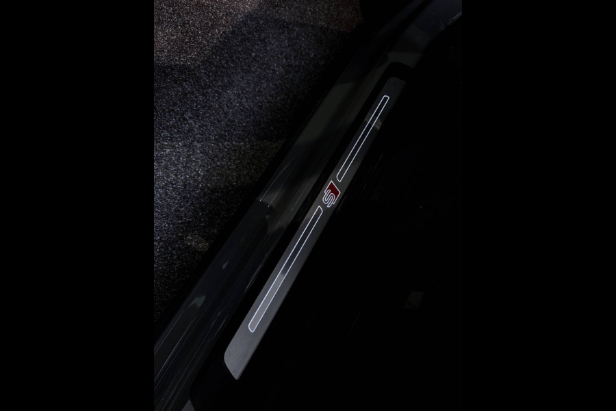 Audi Q2 40 TFSI quattro 3x S-Line Nardo |B&o|Sfeer|Panorama|Keyless|Camera
