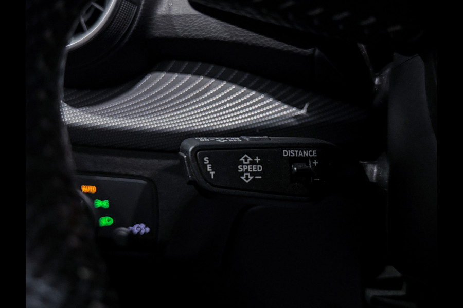 Audi Q2 40 TFSI quattro 3x S-Line Nardo |B&o|Sfeer|Panorama|Keyless|Camera
