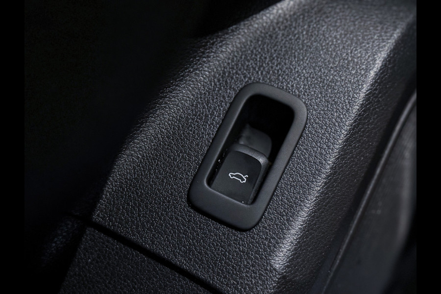 Audi Q2 40 TFSI quattro 3x S-Line Nardo |B&o|Sfeer|Panorama|Keyless|Camera