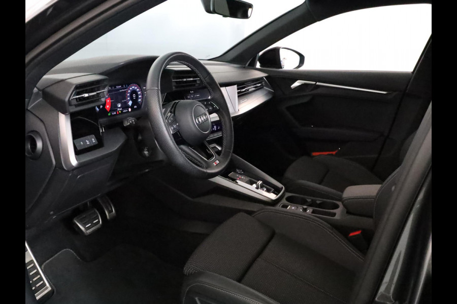 Audi A3 Sportback 30 TFSI S edition 110 pk S-tronic | Verlengde garantie | Navigatie | Parkeersensoren achter | LED koplampen | S-Line |