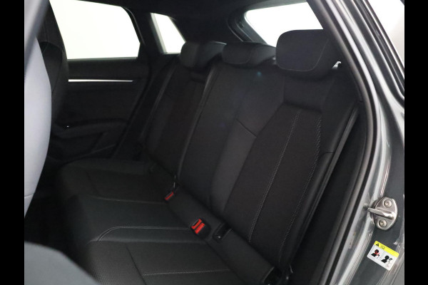 Audi A3 Sportback 30 TFSI S edition 110 pk S-tronic | Verlengde garantie | Navigatie | Parkeersensoren achter | LED koplampen | S-Line |