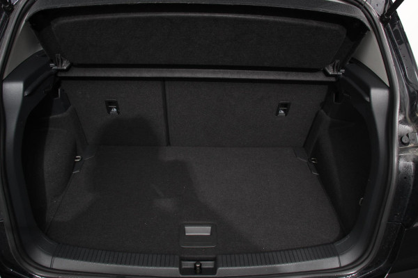 Volkswagen T-Cross 1.0 TSI 110pk DSG R-Line Navigatie Climate control Virtual Cockpit Camera Stoelverwarming
