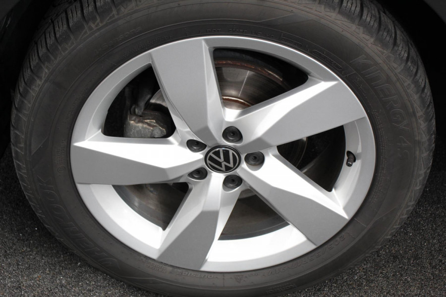 Volkswagen T-Cross 1.0 TSI 110pk DSG R-Line Navigatie Climate control Virtual Cockpit Camera Stoelverwarming